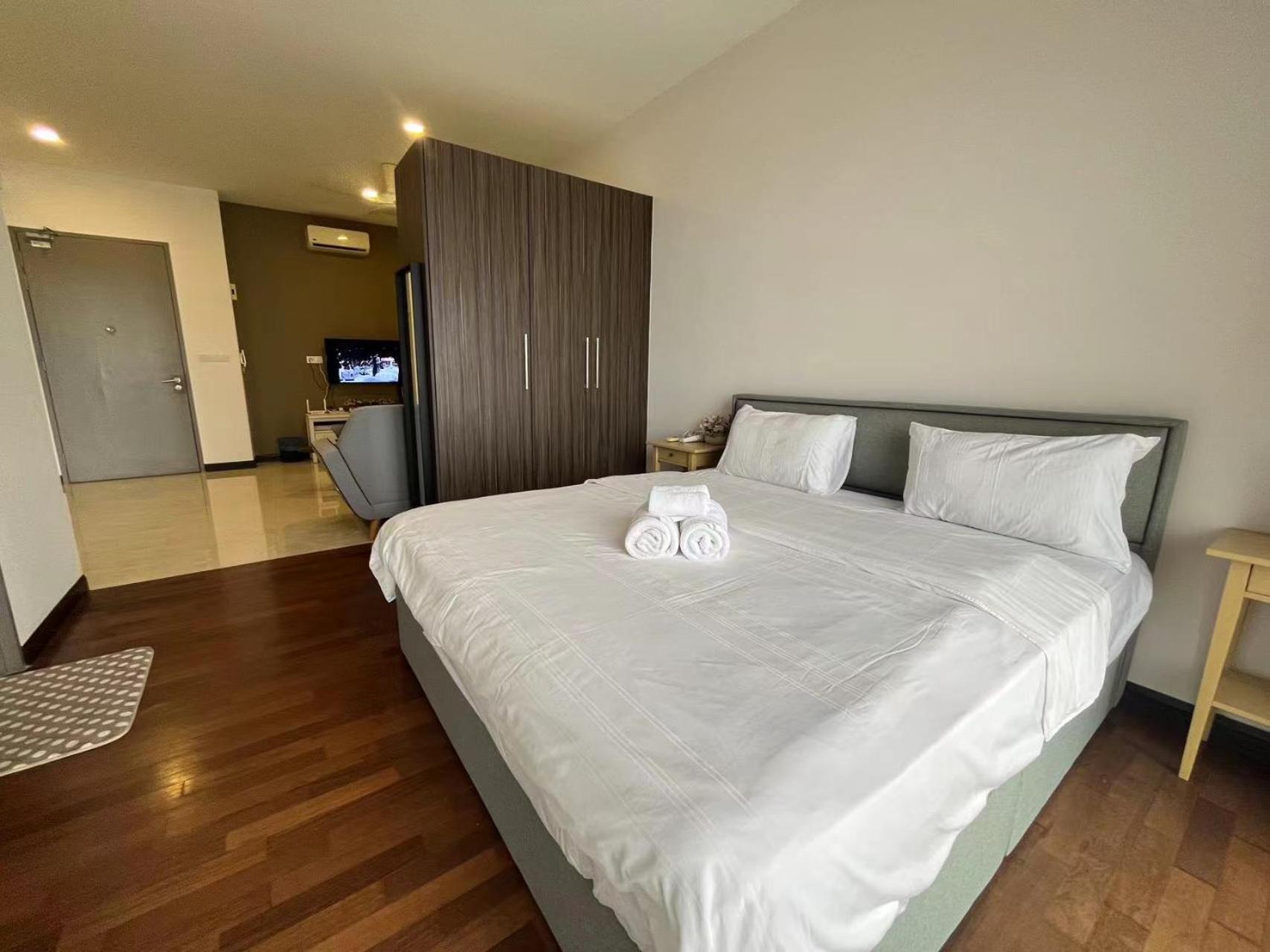 Silverscape Seaview Residences Melaka Exterior photo